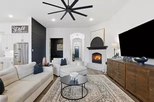 1716 Storey Ln, Waxahachie, TX 75165 - Photo 7