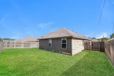 1508 Dove, Ennis, TX 75119 - Photo 3
