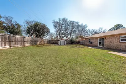 1124 Sherwood Drive, Bedford, TX 76022 - Photo 19