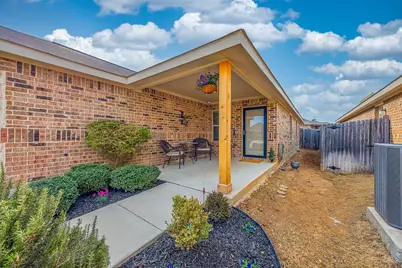 6805 Turtle Stream Drive, Fort Worth, TX 76179 - Photo 3