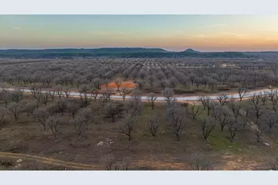 2160 E Landings N, Granbury, TX 76049 - Photo 5