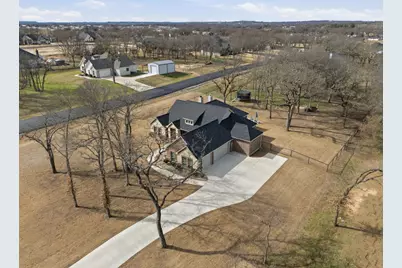 664 Winkler Way, Springtown, TX 76082 - Photo 1