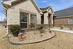 664 Winkler Wy, Springtown, TX 76082 - Photo 3