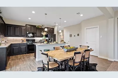 3207 Camden Creek Road, Krum, TX 76249 - Photo 9