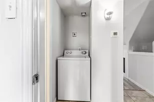 9809 Walnut St, Dallas, TX 75243 - Photo 23