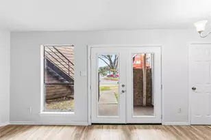 9809 Walnut St, Dallas, TX 75243 - Photo 7