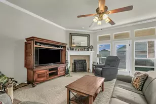 8228 Fall Crest Dr, Fort Worth, TX 76053 - Photo 15