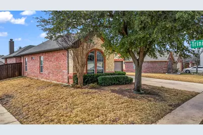 8228 Fall Crest Drive, Fort Worth, TX 76053 - Photo 3