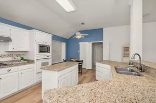 4912 Basil Dr, McKinney, TX 75070 - Photo 3