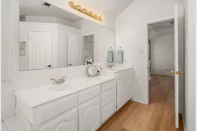 4912 Basil Drive, McKinney, TX 75070 - Photo 9