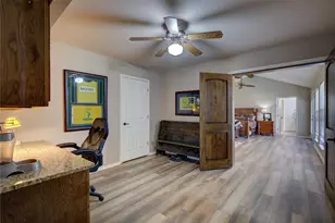 1080 Country Clb Rd, Sulphur Springs, TX 75482 - Photo 19