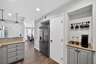 18040 Midway Rd, Dallas, TX 75287 - Photo 17