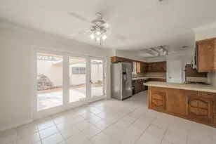 3020 Stonehenge Ln, Carrollton, TX 75006 - Photo 7