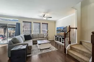 5852 Clearwater Dr, The Colony, TX 75056 - Photo 5