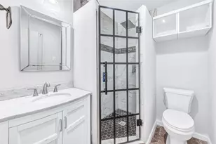 2901 Country Pl Cir, Carrollton, TX 75006 - Photo 9