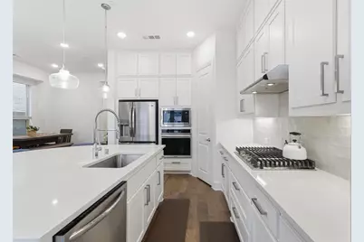 8029 Pine Island Way, McKinney, TX 75071 - Photo 11