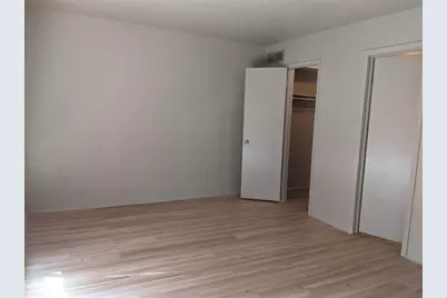 2433 Limestone Drive, Arlington, TX 76014 - Photo 5