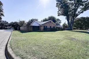 3262 Camelot Dr, Dallas, TX 75229 - Photo 25