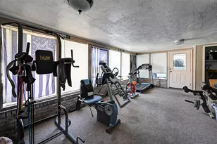 3262 Camelot Dr, Dallas, TX 75229 - Photo 23