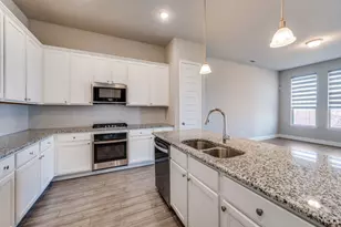 1922 Renwick Dr, Celina, TX 75009 - Photo 5