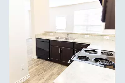 232 Cliff Heights Circle, Dallas, TX 75241 - Photo 3