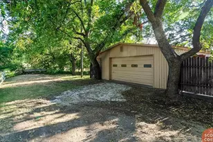 501 W College St, Rising Star, TX 76471 - Photo 19