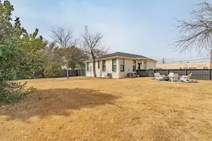 321 S Columbia St, Stephenville, TX 76401 - Photo 31
