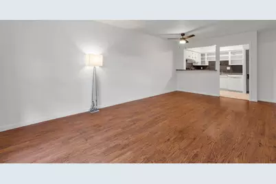 5305 Fleetwood Oaks Avenue #274, Dallas, TX 75235 - Photo 3