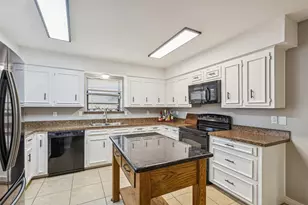 433 Tall Oaks Ln, Richardson, TX 75081 - Photo 11