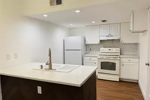 3045 Park Ln, Dallas, TX 75220 - Photo 3