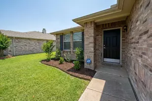 1604 Wynfield Dr, Little Elm, TX 75068 - Photo 3