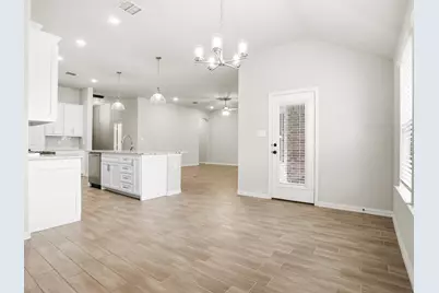 640 Mooney Drive, Saginaw, TX 76179 - Photo 9
