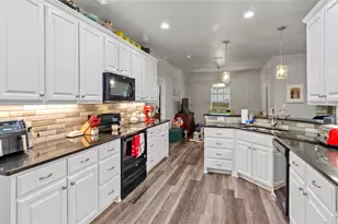 141 Walnut St, Paradise, TX 76073 - Photo 13