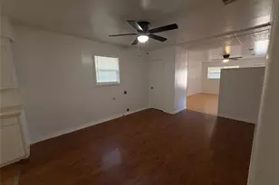 2608 N Hickory St, Sherman, TX 75092 - Photo 15