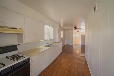 2608 N Hickory Street, Sherman, TX 75092 - Photo 5