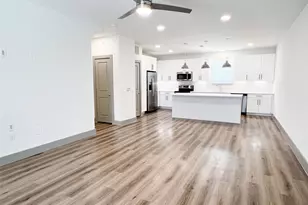 4020 McEwen Rd, Farmers Branch, TX 75244 - Photo 5