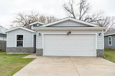 1444 E Richmond Avenue, Fort Worth, TX 76104 - Photo 1