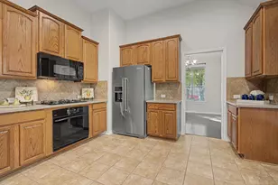 3525 Beekman Dr, Fort Worth, TX 76244 - Photo 5