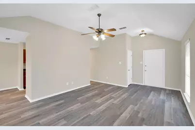 203 Shawnee Trail, Alvarado, TX 76009 - Photo 5