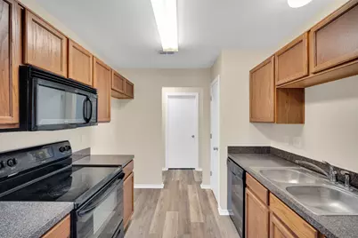 203 Shawnee Trail, Alvarado, TX 76009 - Photo 3