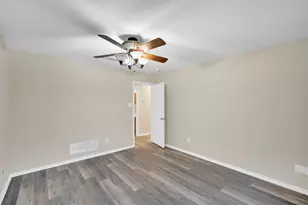 203 Shawnee Trail, Alvarado, TX 76009 - Photo 13