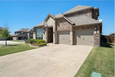 744 Shadow River Drive, Saginaw, TX 76179 - Photo 3