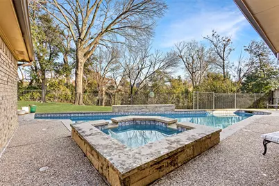 10112 Candlebrook Drive, Dallas, TX 75243 - Photo 25