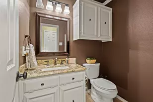 10112 Candlebrook Dr, Dallas, TX 75243 - Photo 19