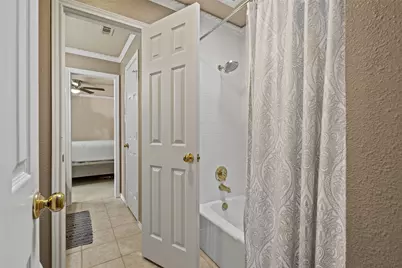 10112 Candlebrook Drive, Dallas, TX 75243 - Photo 17