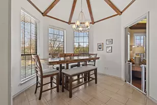 10112 Candlebrook Dr, Dallas, TX 75243 - Photo 7