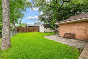 519 Staffordshire Dr, Irving, TX 75061 - Photo 31