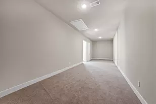 123 Gdn Ct E, Arlington, TX 76013 - Photo 15