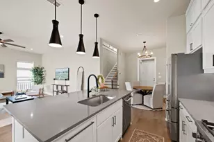 123 Gdn Ct E, Arlington, TX 76013 - Photo 13