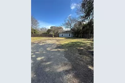 4101 N 19th Street, Waco, TX 76708 - Photo 9